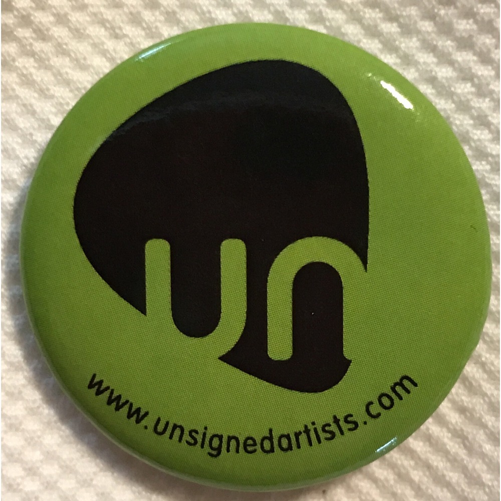 Collectible Pinback Button Pin 1.25" Green Black Unsigned Artists Collectible